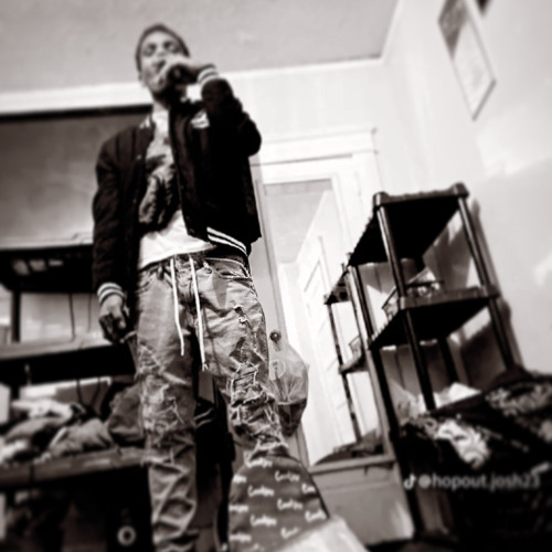 Milwaukee style | made on the Rapchat app (prod. by JaydaNOTwayda)