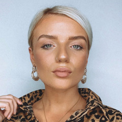Courtney Marshall 12