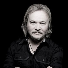 TravisTritt
