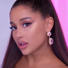 ARIANAGRANDE20❤❤😀😀🎀🎀