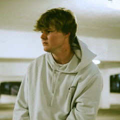 so low (w. dasjake)