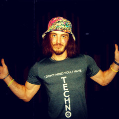 tRâVęL ñ TēChNõ