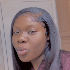 Esther 🤍