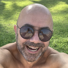 OJOS VERDES