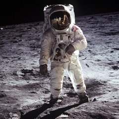 MOONCHĮŁD