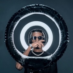 𝒔𝒉𝒂ᎶᎶ𝒚