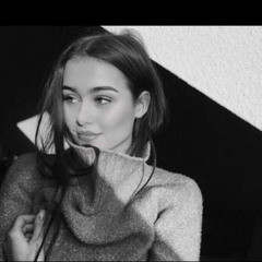 𝙵𝙰𝚁𝙰𝙷 ♡ O.