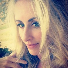 Jennifer Bell