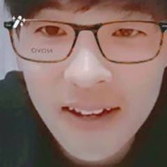 Hűñģ Ďàvìď Ŕãï