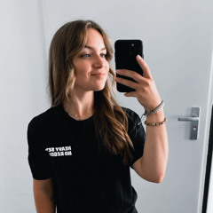 Becca Croes