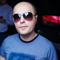 Максим Богданов