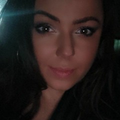 Lauren Niccole Walsh