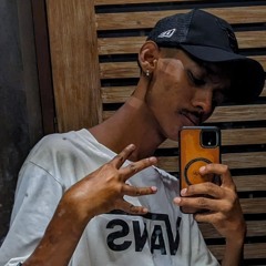Yzi smoke