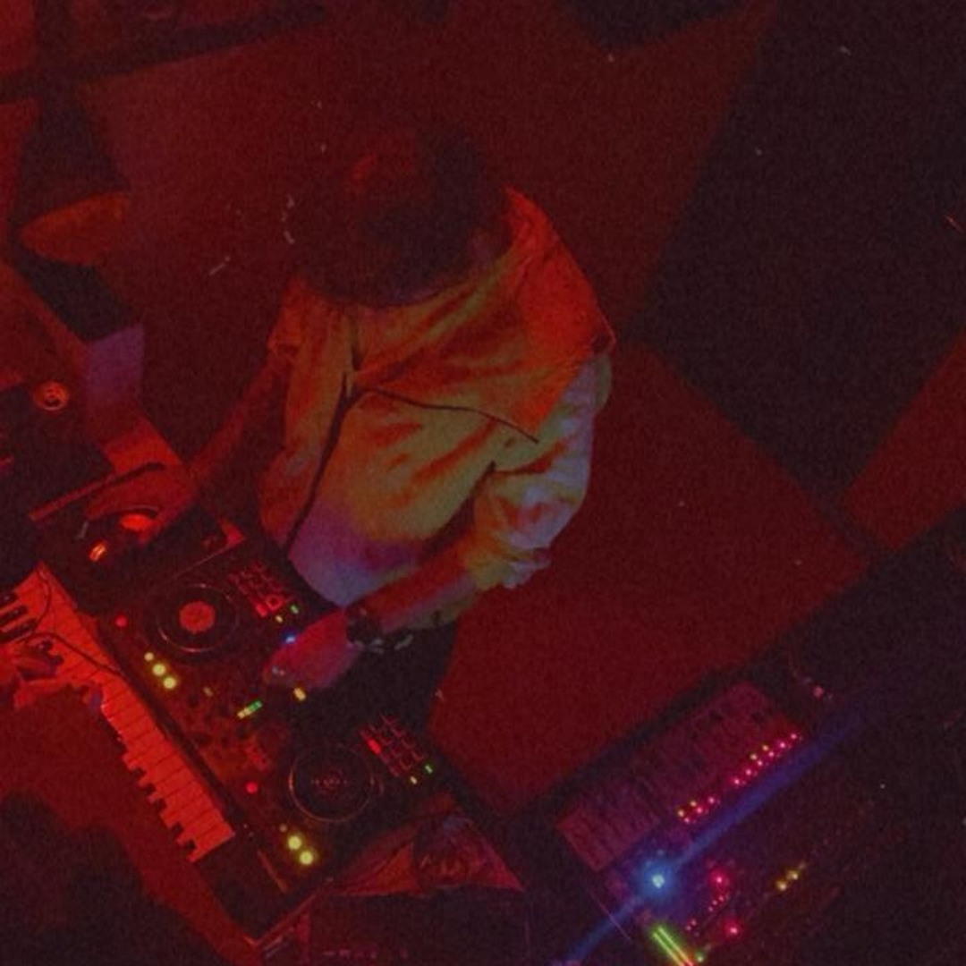 Stream DJ RANDOM - DOWN TEMPO SET by DJ RANDOM | Listen online for free ...