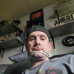 Chris_thastrain