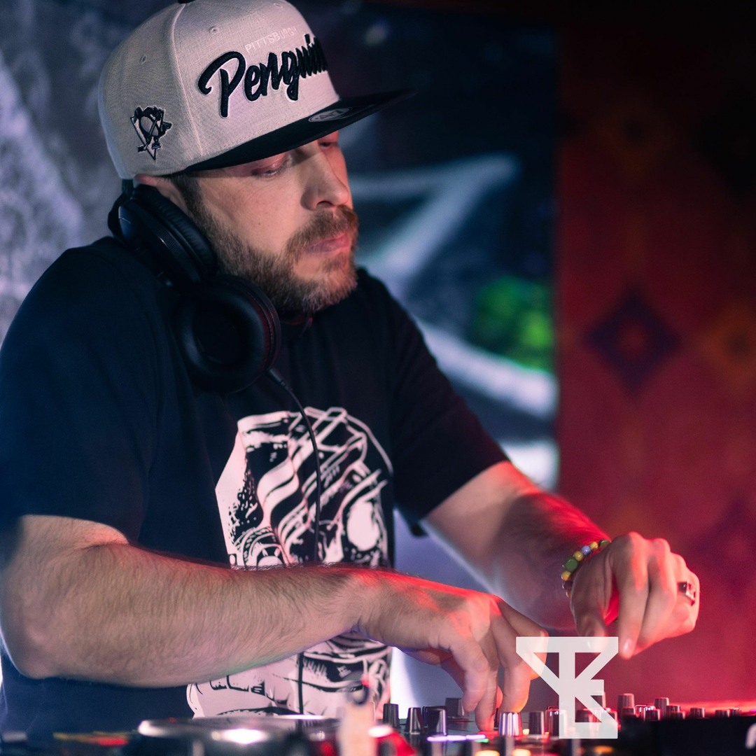 Stream Still Nasty music | Listen to songs, albums, playlists for