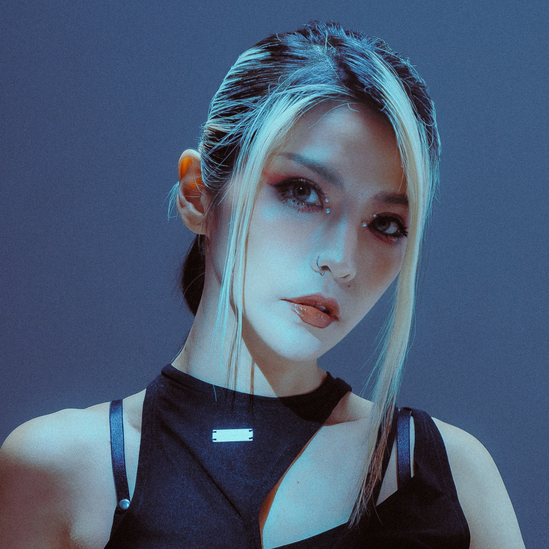Stream Molly Lin music | Listen to songs, albums, playlists for