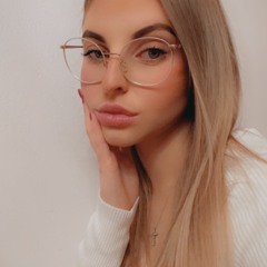 maria komnik