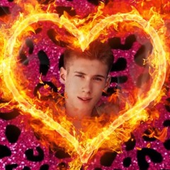 Dylan !! :3