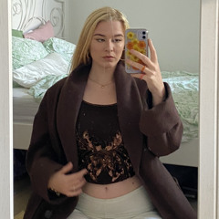 ellieisag
