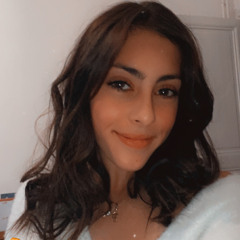 chloe_nry