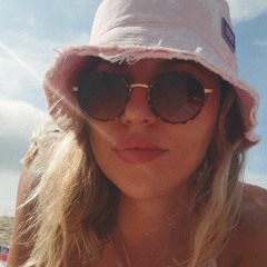 Alina Maia