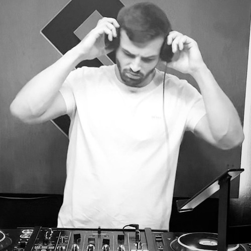 Stream Kris H music | Listen to songs, albums, playlists for free on