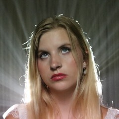 Lucy Cloud