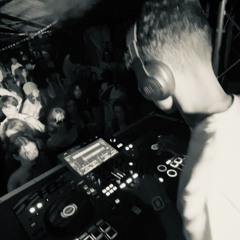 levi_spinz