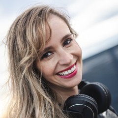 Astrid Mars