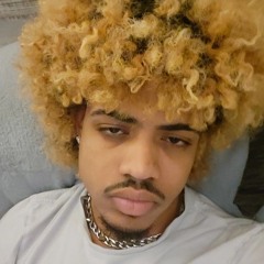 Lestat [@Lestatishere]