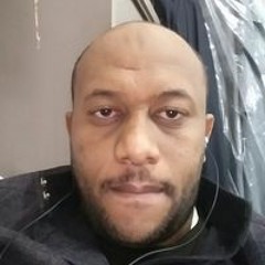 صلاح ابومؤمن