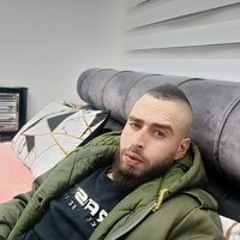 עלאא זועביי