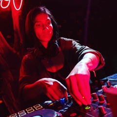Eva Levy DJ