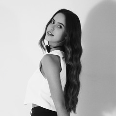 Anna Mello