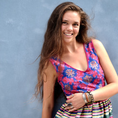 Amber Raye