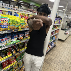 watch me pose on you