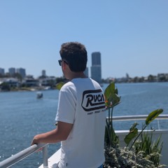 DJ MΛCXUS