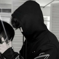 ₊✩‧₊˚⭐︎Gloomrat🕷️⭐︎˚₊✩‧₊