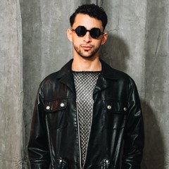 Mario Menpez