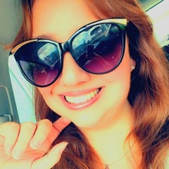 Alicia Nicole De Roo