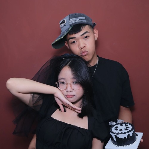 2 IN 1 Dung Nhin EM Khoc Ft Nhin Ve Phia E