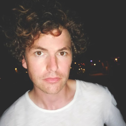 Vance  Joy artist photo