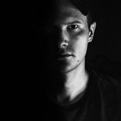 《R》《B》《F》