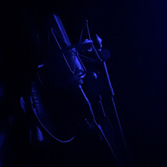 tRiCkY j