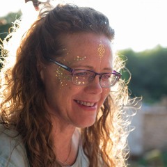 Sandra O’Shea /Anandadevi Yoga