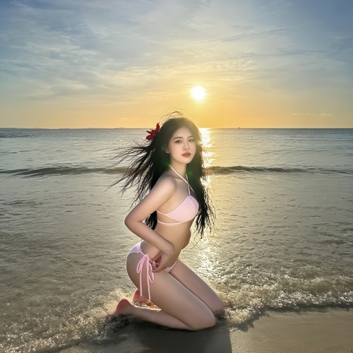 Bế Thị Minh Hiền artist photo
