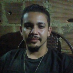 MC Chuck 22 - Boneco Menino