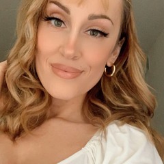 Jennee Leo