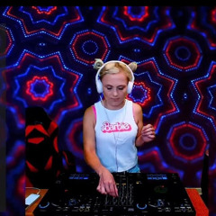 DJ Eloise